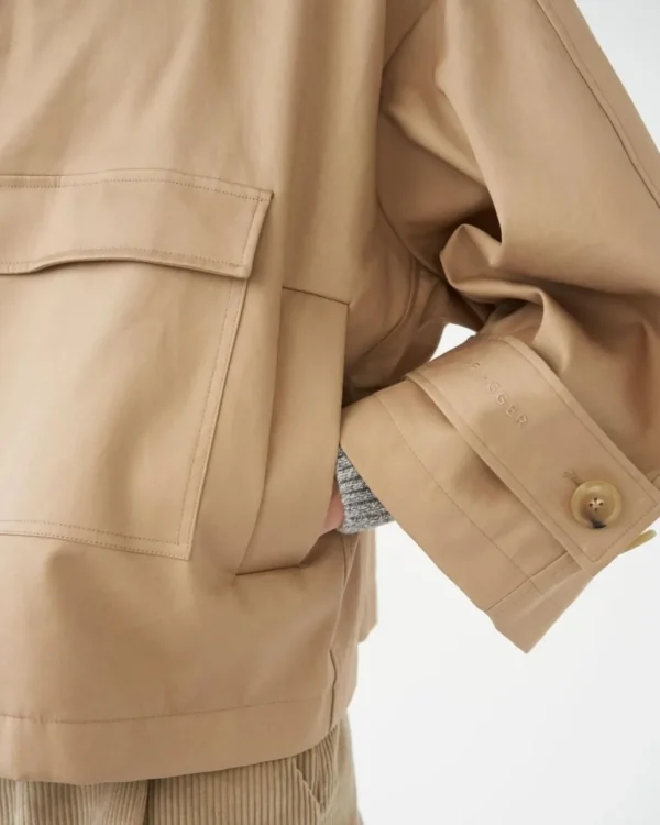 Hot AF Agger - Water Resistant Jacket - Beige