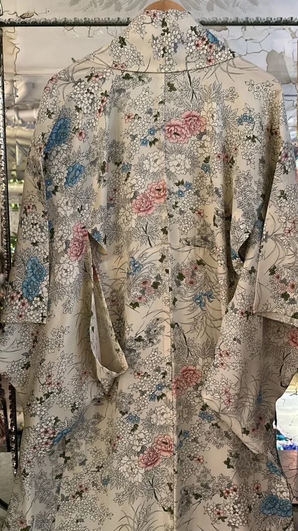 Shop Kyoto Vintage Warehouse - Silk Kimono - Ecru With Flowers