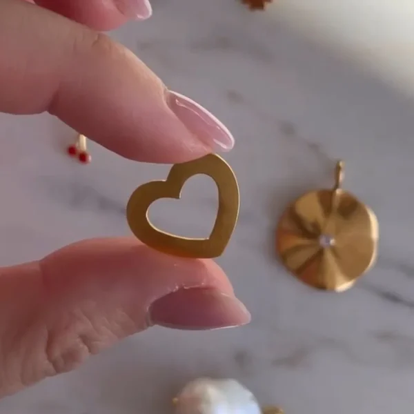 Online STINE A - Open Love Heart Pendant Gold