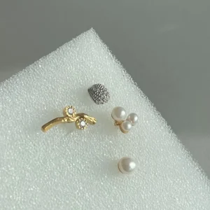 Outlet STINE A - Three Pearl Berries Earring