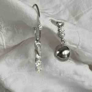 New STINE A - Twin Flow & Disco Ball Earring - Silver