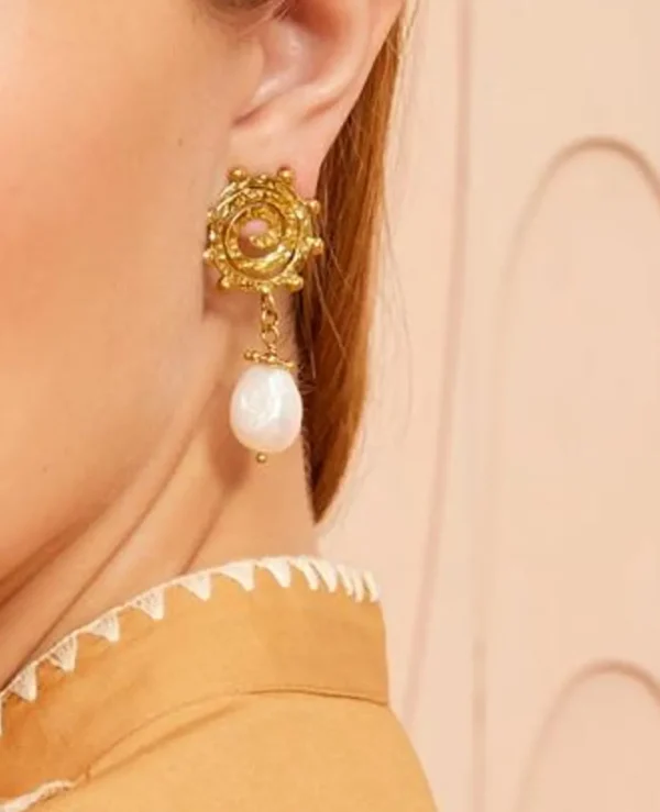 Discount ULLA JOHNSON JEWELLERY - Mini Spiral Stone Earring - Pearl